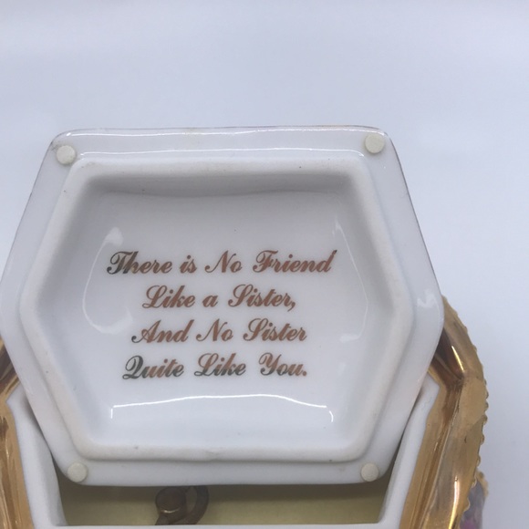 Shared Memories Jewelry Box Musical My Sister My Friend Sandra Kuck Pls Read - Picture 9 of 14